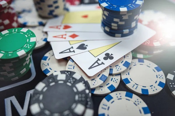 Live roulette table with dealer and multiple bet placement zones on mobile